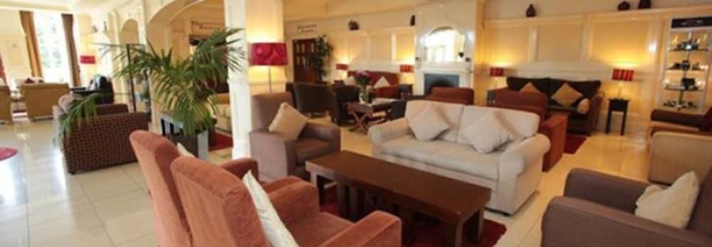Killarney Riverside Hotel ภายนอก รูปภาพ
